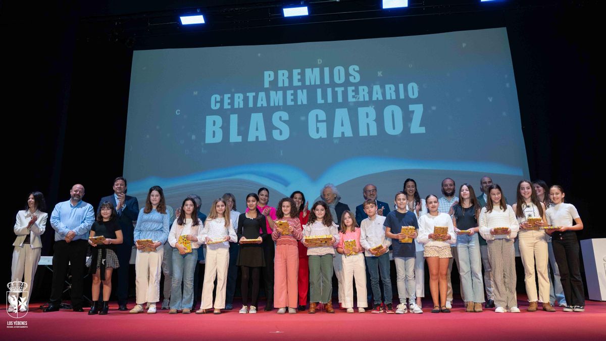 Gala YébenesCultura 2026, durante la entrega de premios del certamen literario Blas Garoz