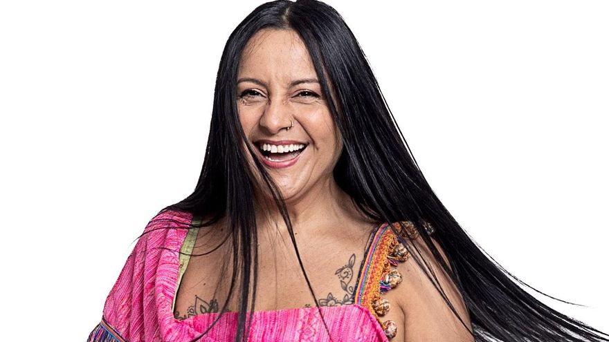 La Bruja Salguero: "A las nuevas generaciones les digo que las canciones tengan fundamento"