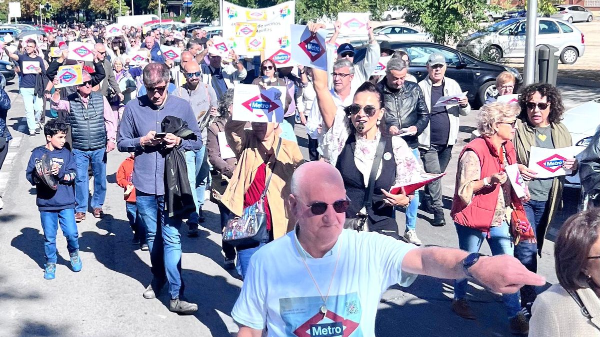 La rabia de Las Águilas, un barrio sin metro por el que la ampliación de la linea 11 pasó de largo: "La brecha norte-sur existe"