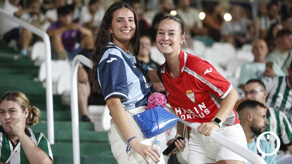 Grada Blanquiverde del Córdoba CF - CD Castellón