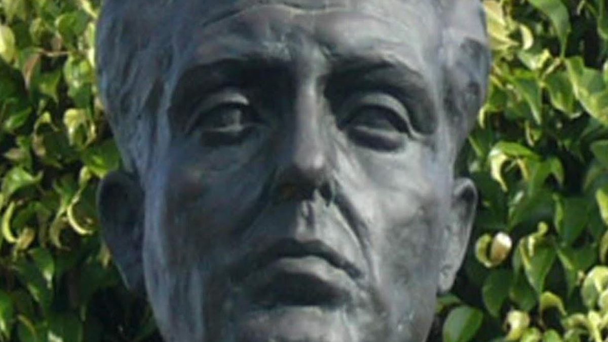 Gran Canaria no olvida a su artista Felo Monzón