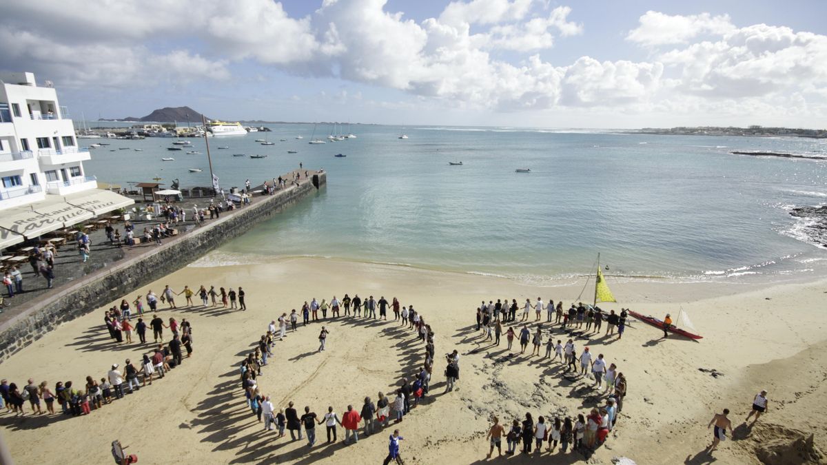 FOTOGALERÍA | Concentración en Corralejo de la 'Flota Sandía'