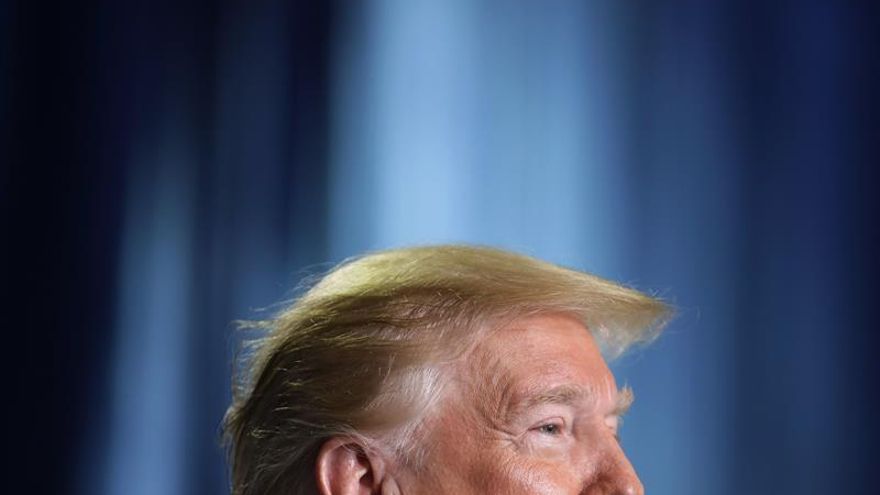 Trump felicita a Italia por su "línea dura" contra la inmigración ilegal