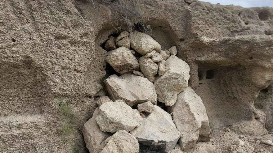 El colectivo Imastanen denuncia un atentado patrimonial “grave” en un paisaje natural protegido del sur de Tenerife