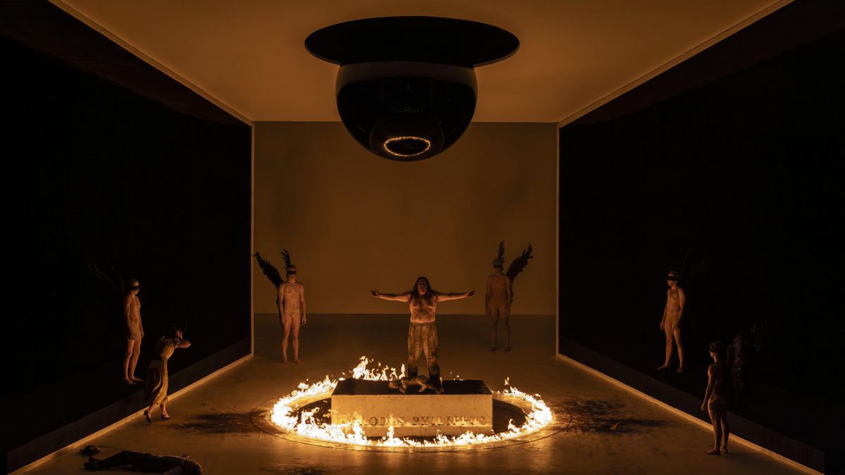 “Esconded la luna, esconded las estrellas”