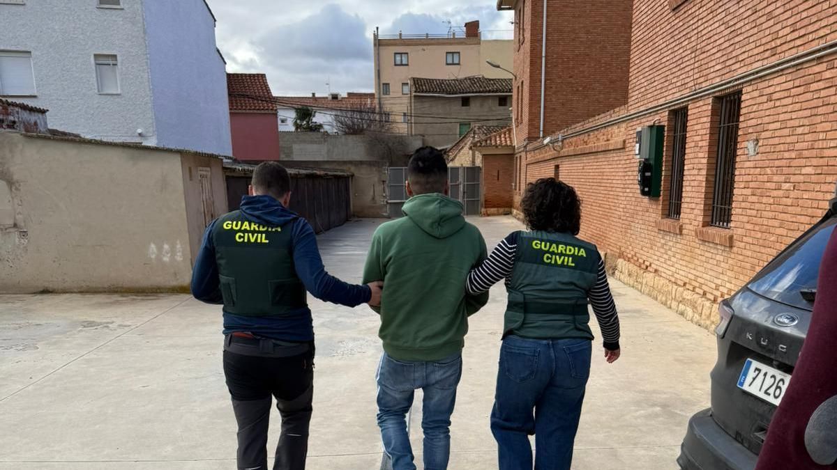 Detenido un trabajador de la residencia de ancianos de Burbáguena (Teruel) por sustraer más de 12.000 euros a un usuario