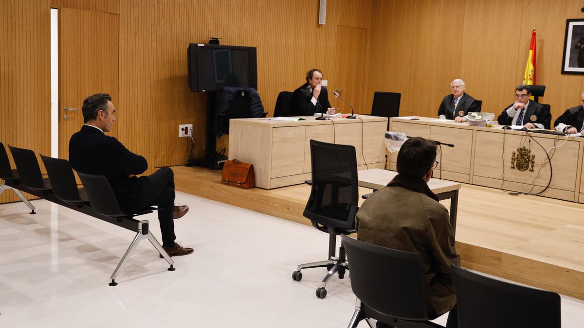 A la izquierda de la imagen, El Cid, y a la derecha, el empresario ganadero