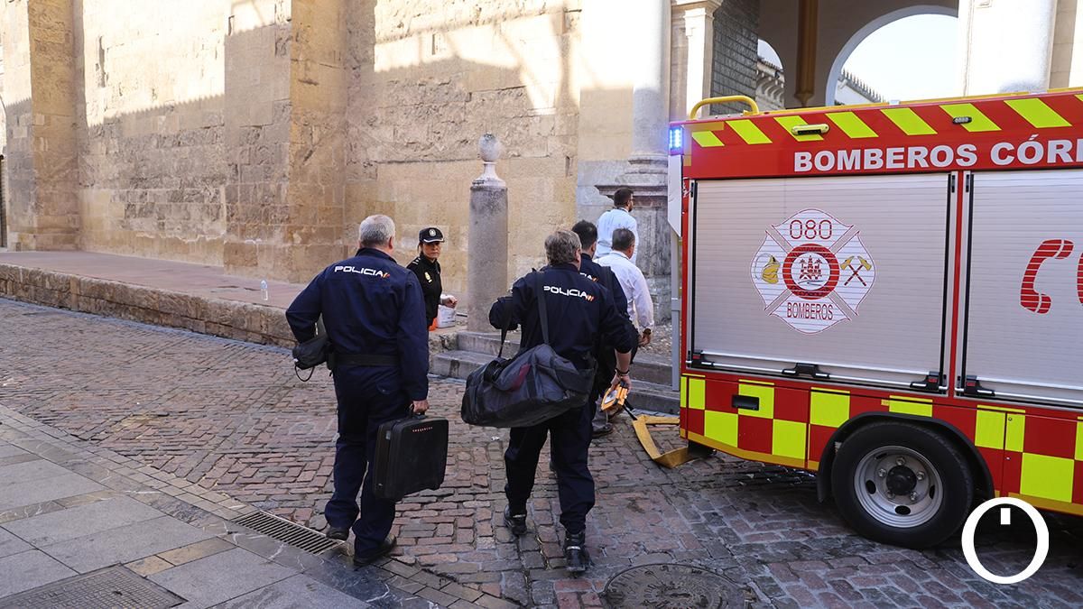 El día después del incendio en la Mezquita-Catedral, en imágenes