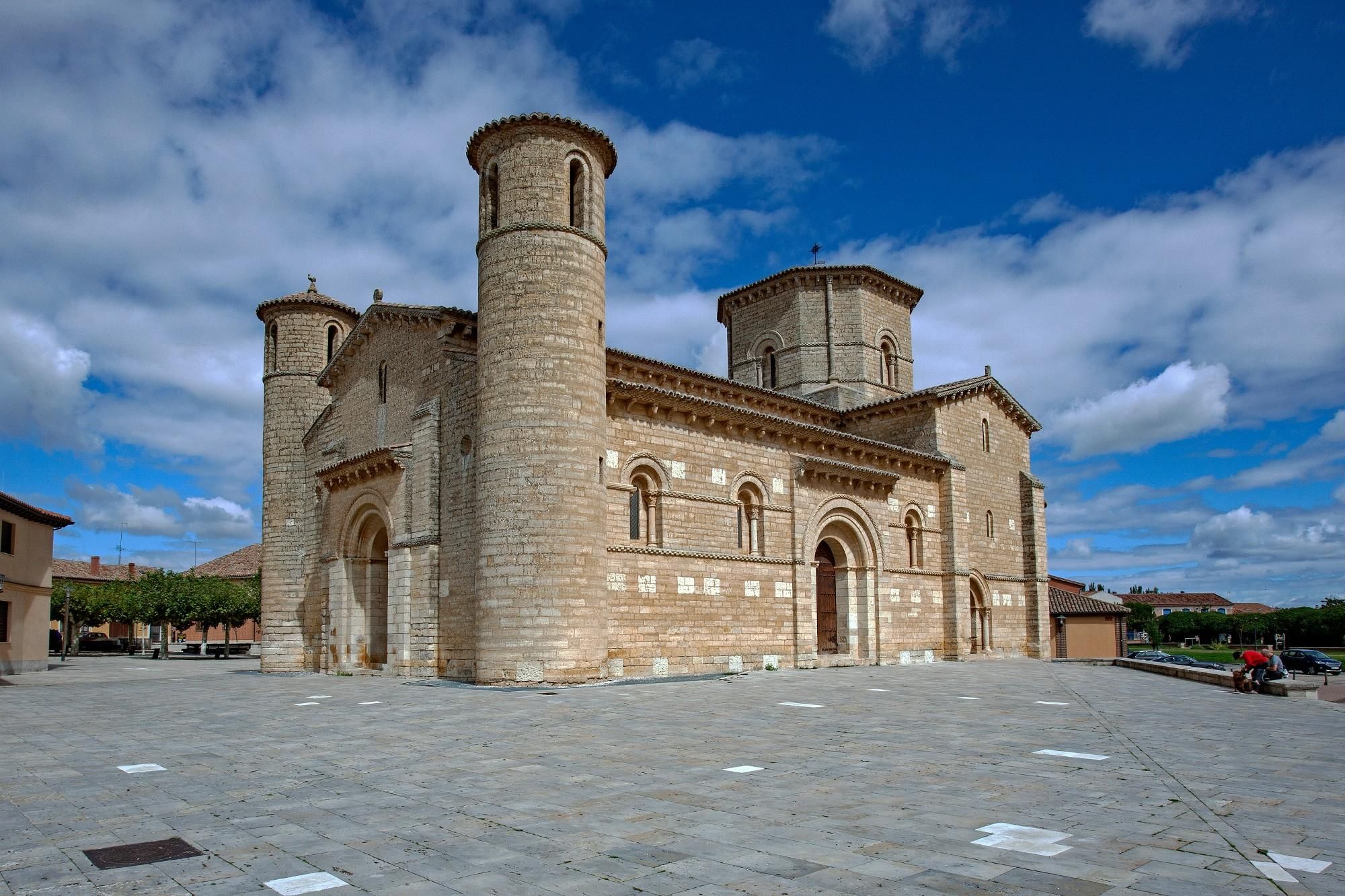 Iglesia de San Martín de Tours