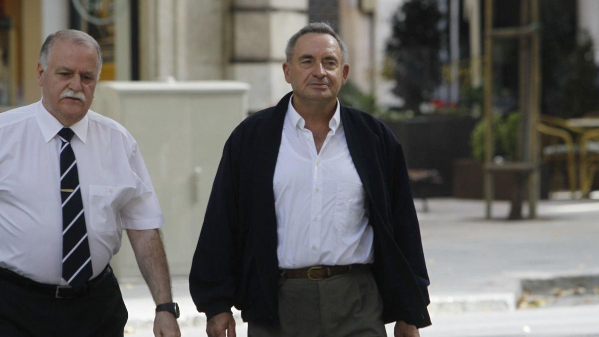 Condenan a dos años de cárcel al primer sacerdote expulsado de la Iglesia por un caso de pederastia en España