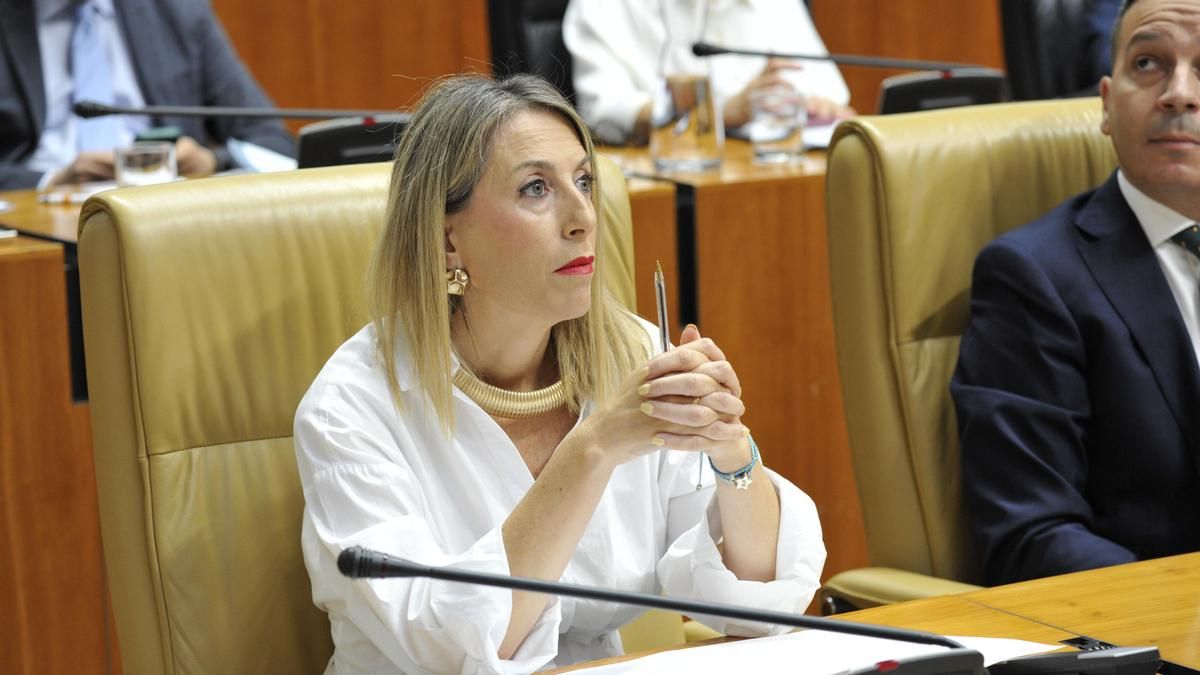 “A ustedes siempre les han gustado las fosas comunes”: la frase de Unidas por Extremadura que desata la bronca con Guardiola
