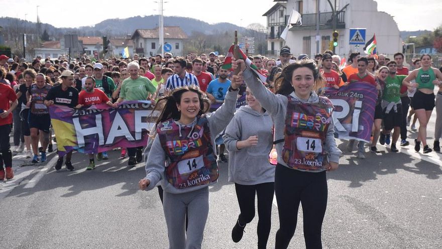 Así han sido los primeros kilómetros de la Korrika de 2024, en imágenes