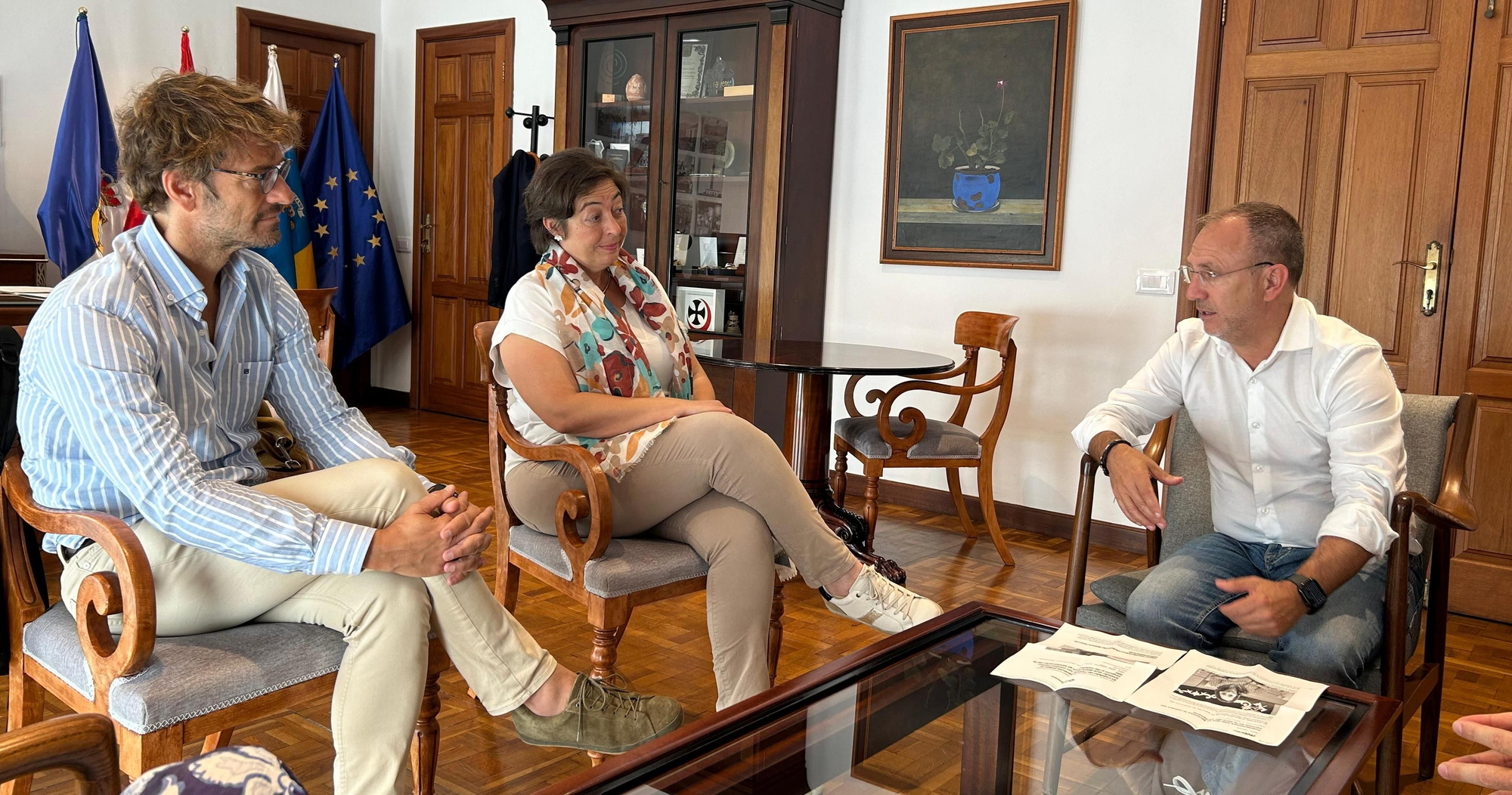 Sergio Rodríguez ha mantenido un encuentro con representantes de la Unión Sindical de Controladores Aéreos (USCA)