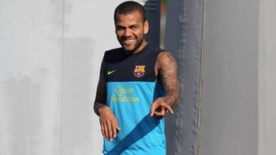 Dani Alves alega que las imágenes de la discoteca "desmienten el clima de terror" relatado por la víctima