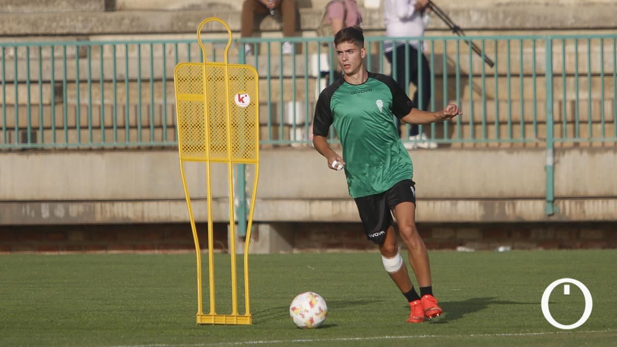 Primer entrenamiento del Córdoba CF tras las vacaciones