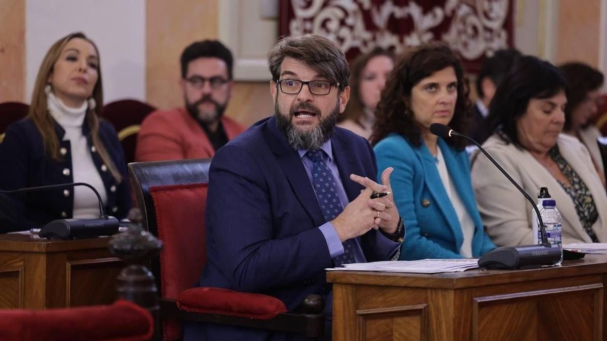 El portavoz de Vox en Alcalá de Henares, denunciado por un presunto delito de acoso sexual