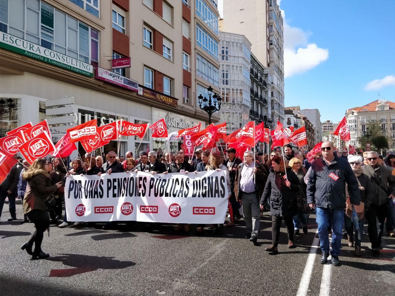 Manifestación en Santander en favor de las pensiones dignas. | ANDRÉS HERMOSA