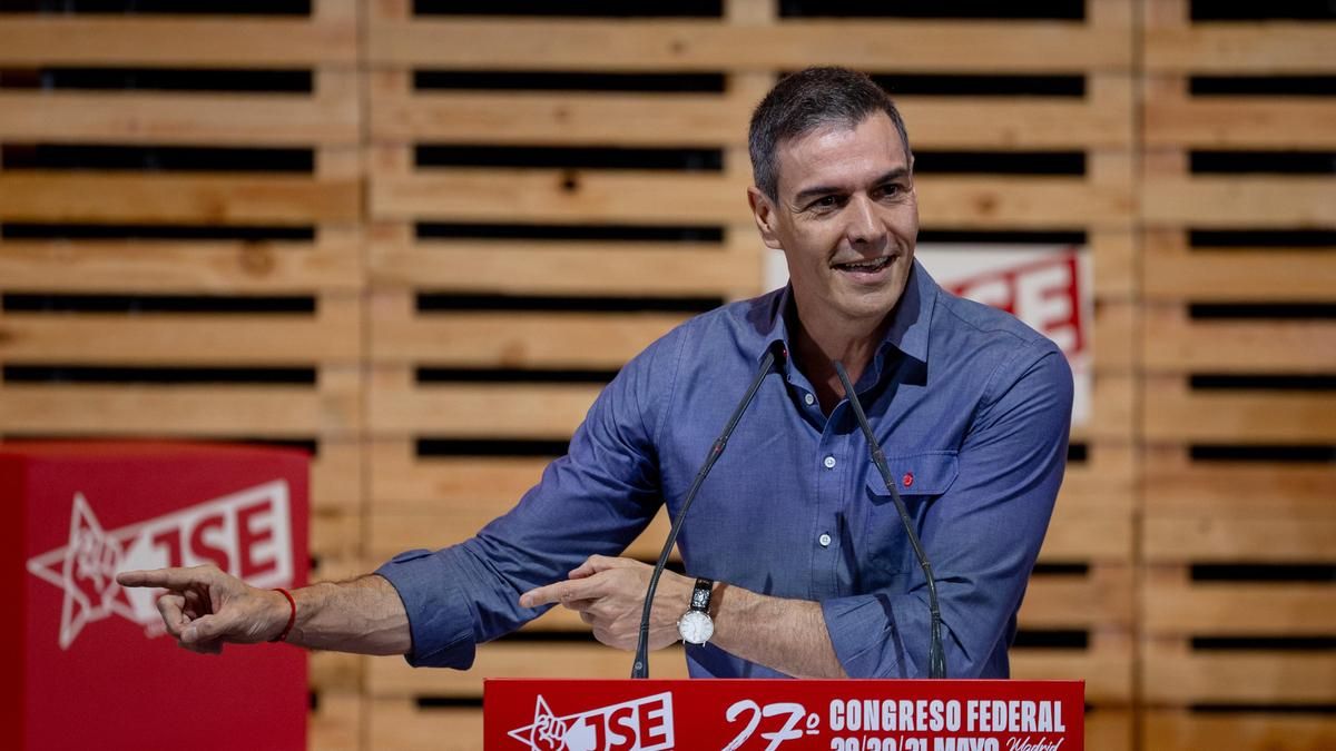 El PSOE se recupera y vuelve a sacar ocho puntos al PP, según el CIS