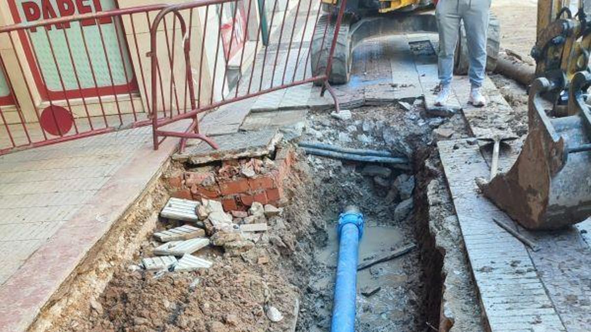 130 viviendas de Logroño, sin agua desde esta madrugada por un reventón de tubería