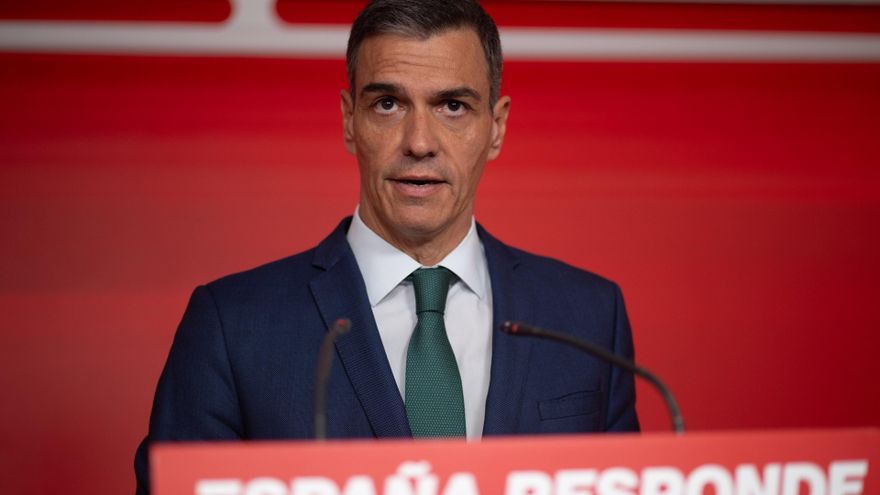 El secretario general del PSOE y presidente del Gobierno, Pedro Sánchez, durante una rueda de prensa, en la sede del PSOE de la calle Ferraz, a 16 de junio de 2025, en Madrid (España).