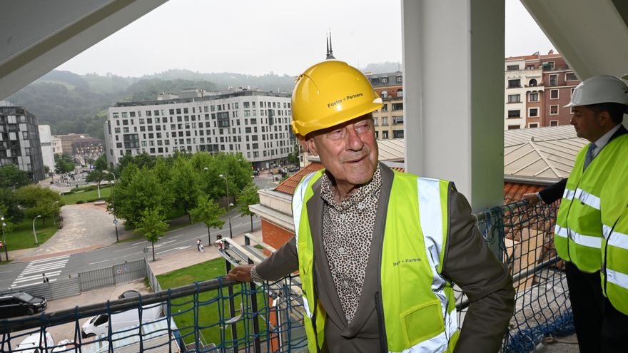 El arquitecto Norman Foster da su visto bueno a la renovación del Bellas Artes de Bilbao que se estrenará en 2026