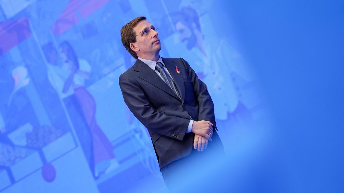 Almeida cambia su acto institucional por la Constitución del Supremo al Palacio de Cibeles ante la previsión de lluvia