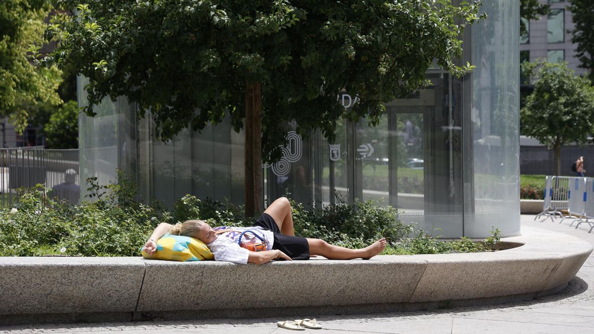 Aviso naranja por altas temperaturas este martes en Madrid: máximas superiores a 40 grados