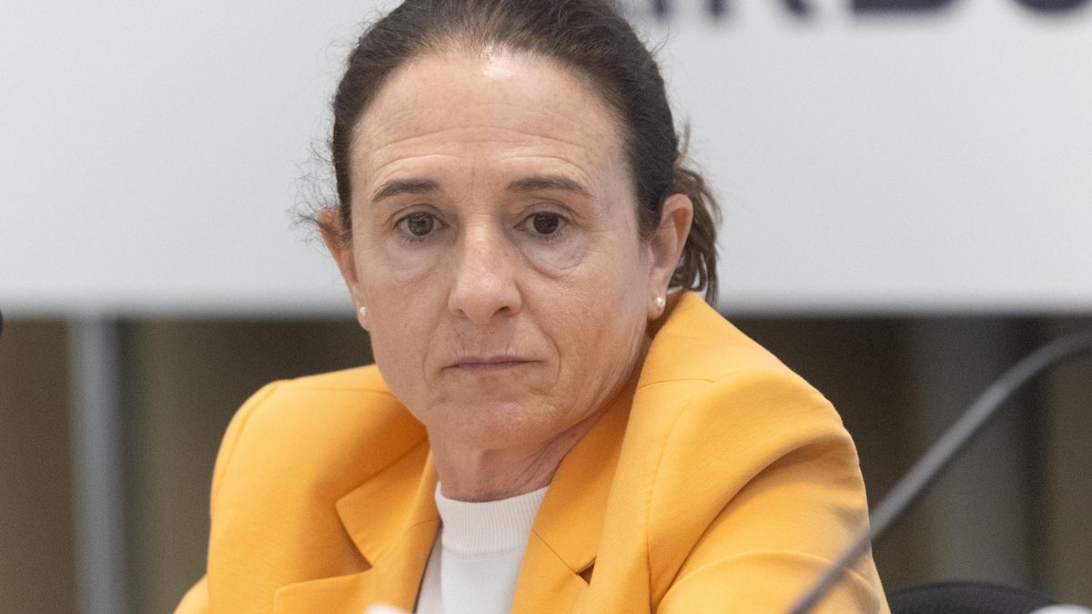 La directora del Departamento de Seguridad Nacional, Loreto Gutiérrez, participa en el desayuno informativo del Club Diálogos para la Democracia, en el hotel Intercontinental
