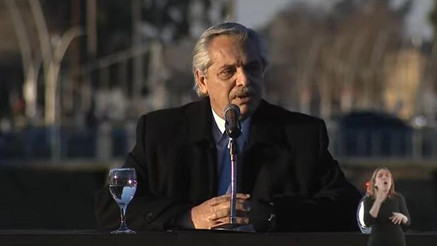 Alberto Fernández, sobre la reunión de cumpleaños en Olivos: "Lamento lo que ocurrió, no va a volver a ocurrir"