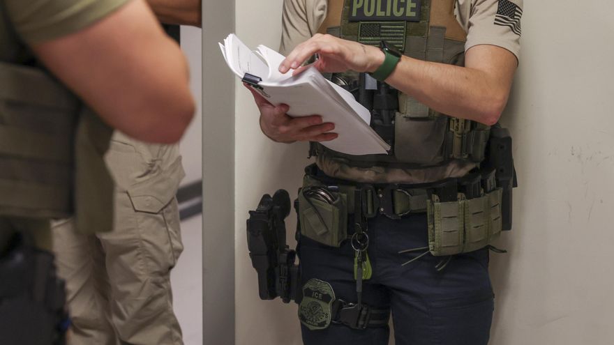 La fuerza del Servicio de Inmigración de EEUU crece 120 % tras contratar a 12.000 agentes