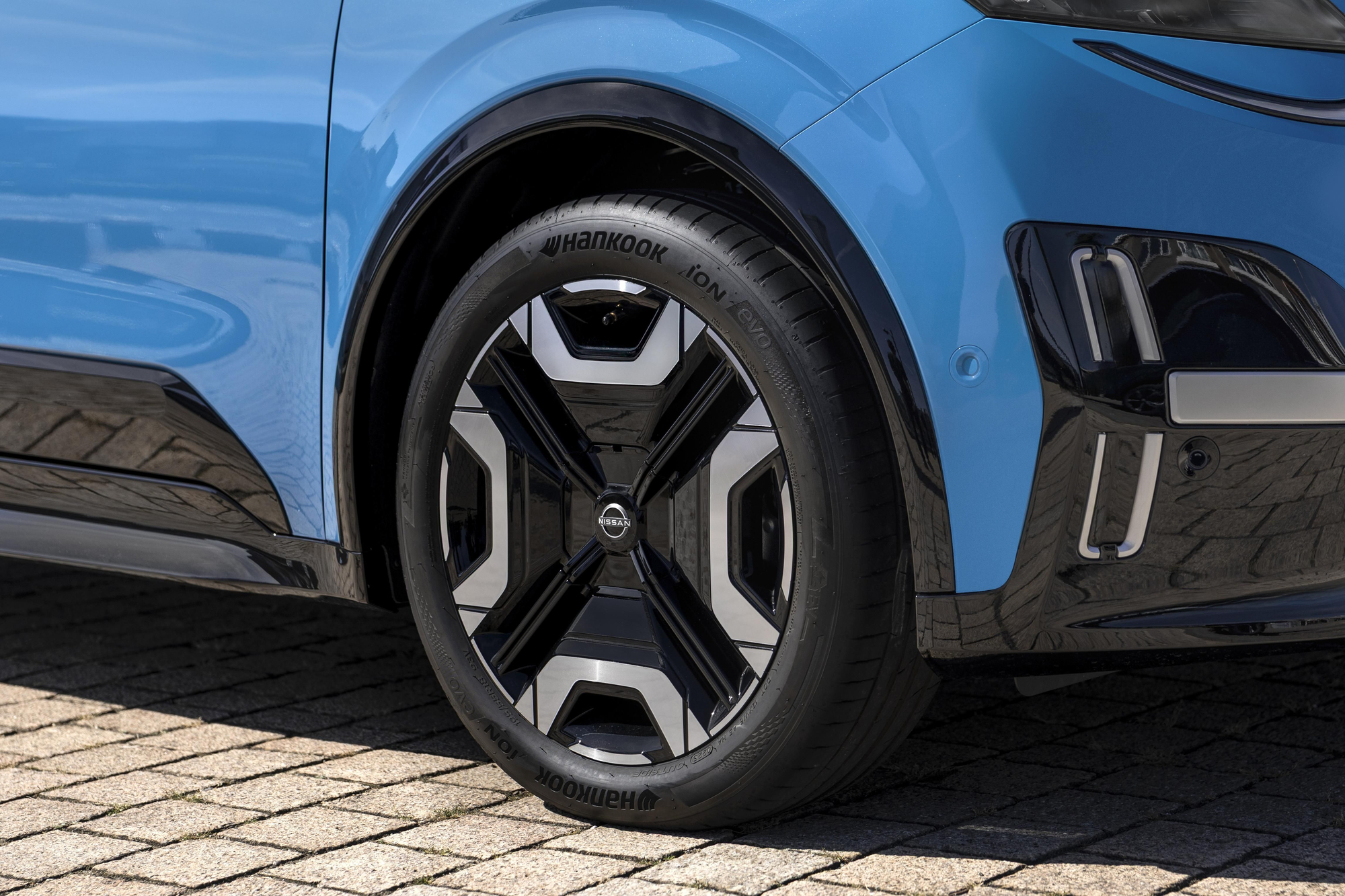 Detalle de las llantas de la versión Tekna.