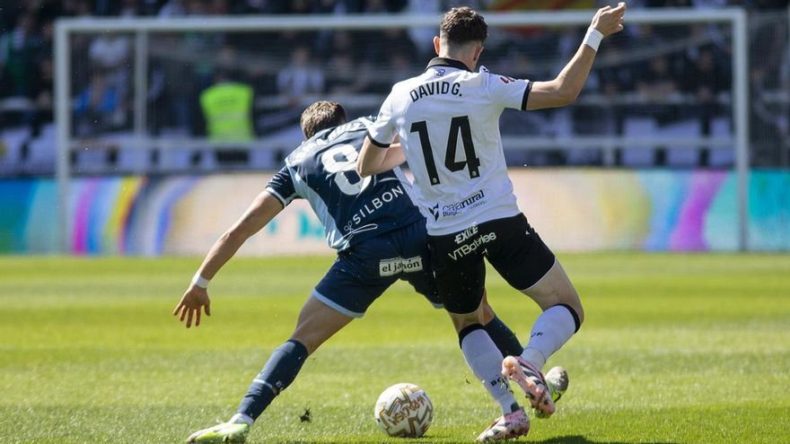 El Córdoba CF pulveriza su fiabilidad defensiva antes del descanso