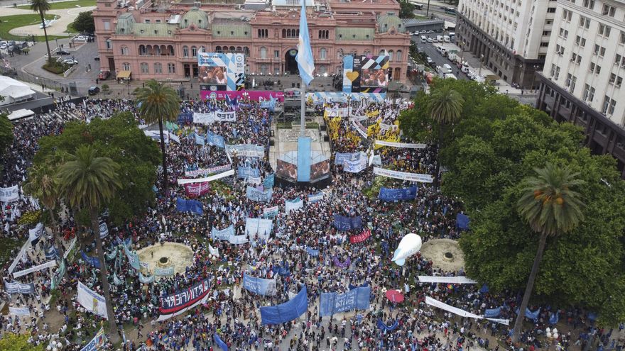 Festejos en la Argentina por el Día de la Democracia y los Derechos Humanos
