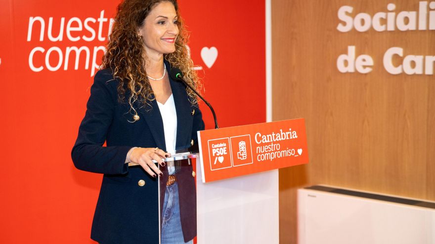 La portavoz de la Comisión Ejecutiva Autonómica del PSOE de Cantabria, Ainoa Quiñones