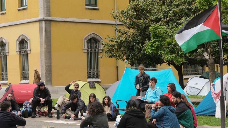 Llegan al campus de la Universidad de Oviedo las acampadas de estudiantes en defensa del pueblo palestino