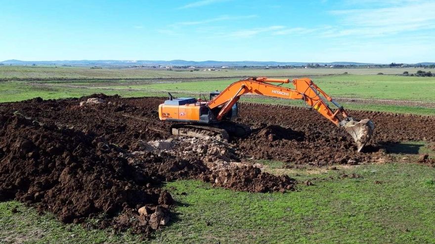 Amazon comienza las obras de su centro logístico en Badajoz