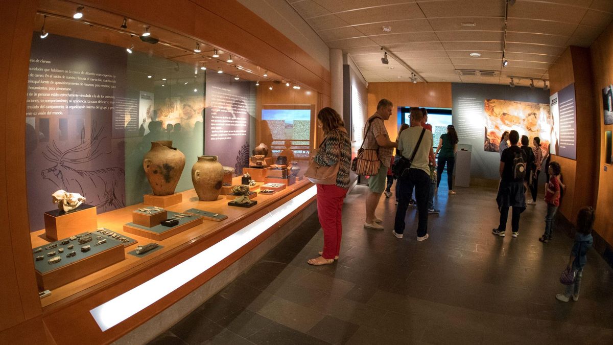 El museo exhibe al público el 2% del medio millón de piezas que constituye su fondo.