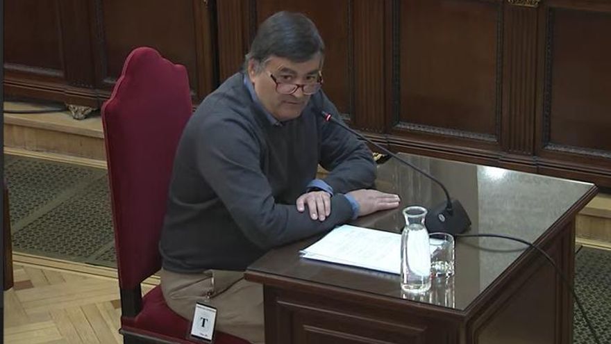Enrique Martínez Torres, quien fue director gerente de Logirail para la zona norte, en el juicio del caso mascarillas en el Tribunal Supremo