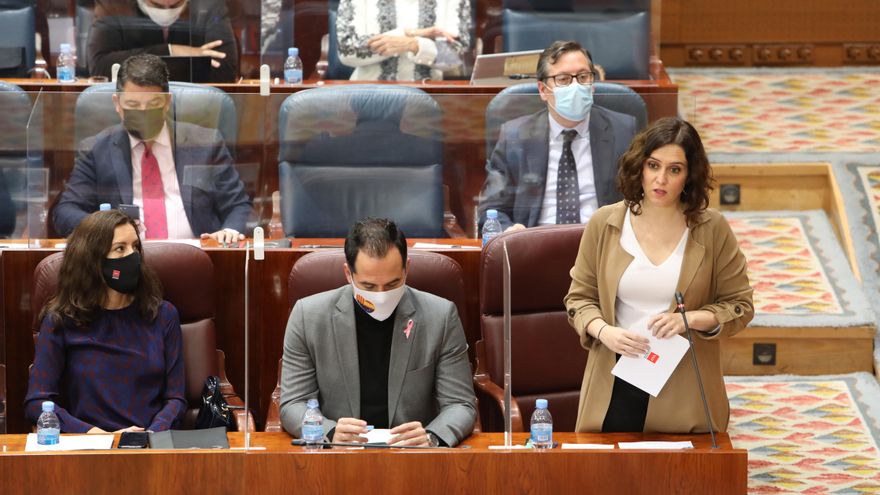 La presidenta de la Comunidad de Madrid, Isabel Díaz Ayuso, durante el Pleno regional este jueves.
