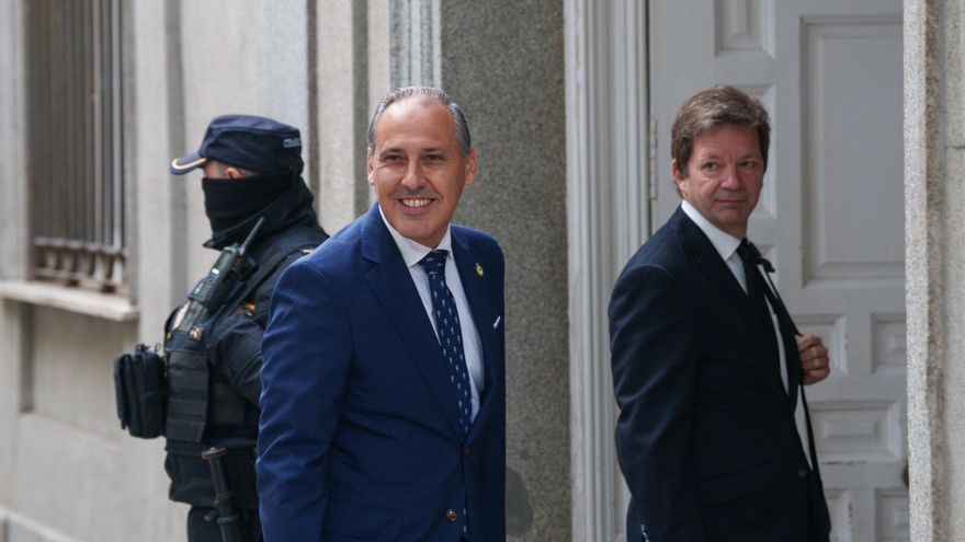El decano del ICAM, Eugenio Ribón Seisdedos, a su llegada a la cuarta jornada del juicio al fiscal general del Estado, en el Tribunal Supremo, en Madrid.