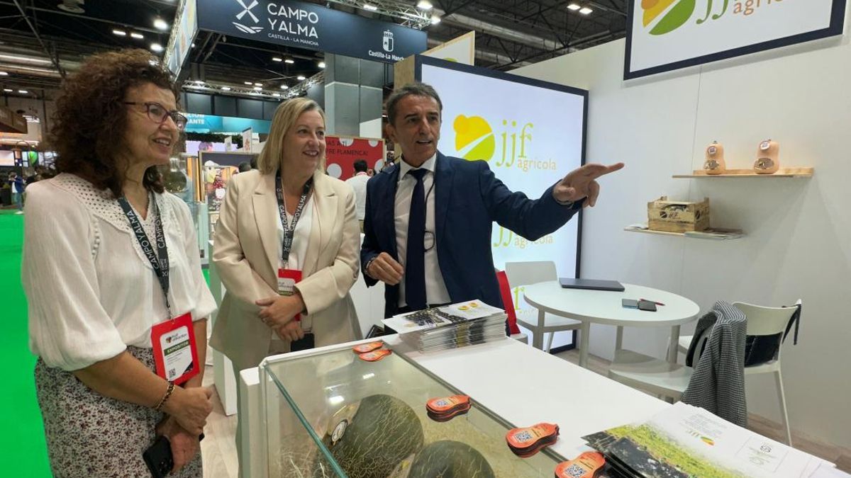 Quince empresas de Castilla-La Mancha asisten la feria internacional 'Fruit Attraction' en el estand de Campo y Alma