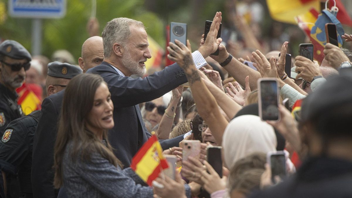 Felipe VI y la reina Letizia en su visita a Ceuta.