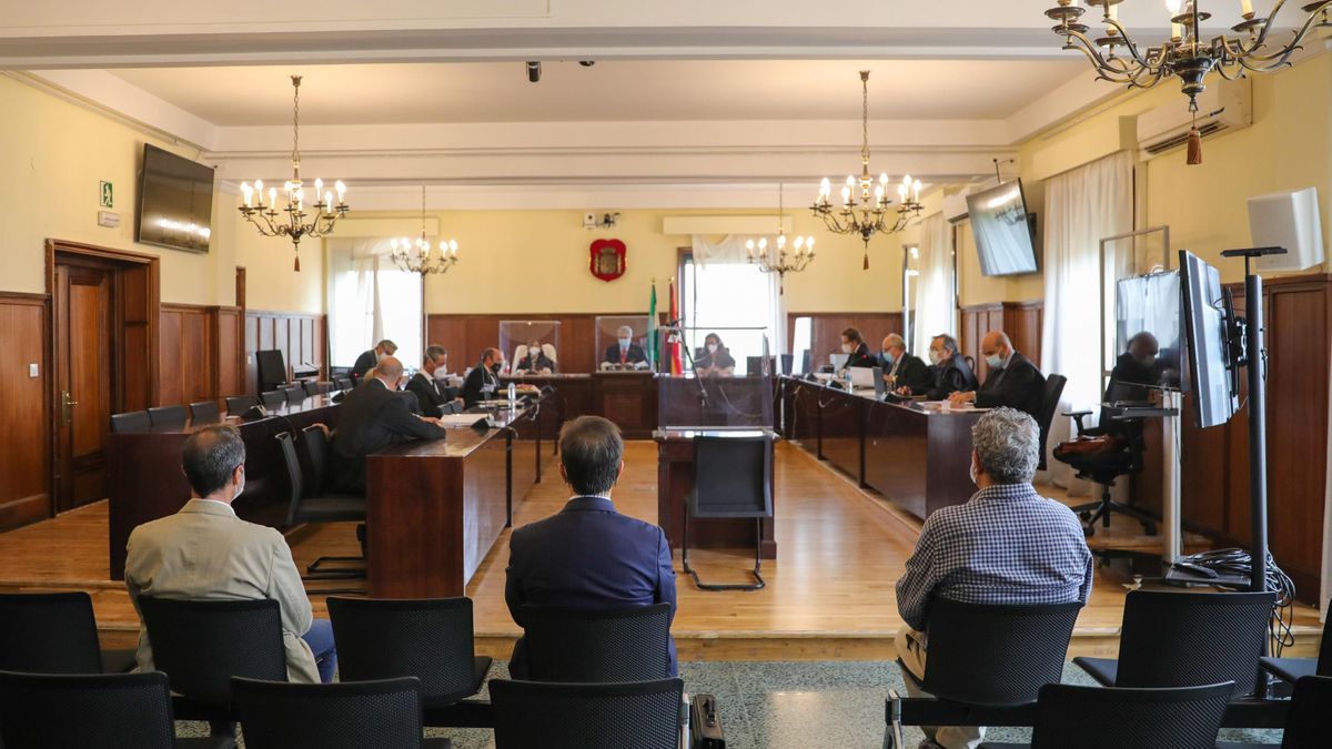 Archivo - Primera sesión del juicio de la pieza de personal del caso Invercaria