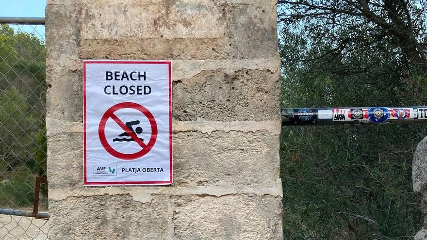 Uno de los carteles colgados por la entidad