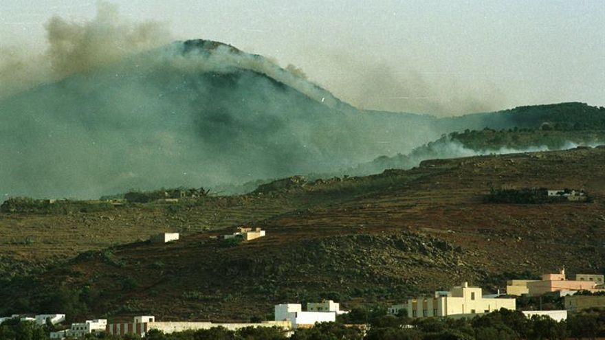 Un incendio calcina una gran superficie del monte Gurugú en Marruecos