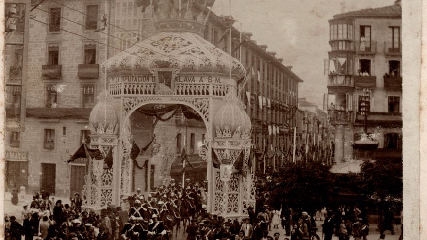 La visita de Alfonso XIII a Vitoria en 1902