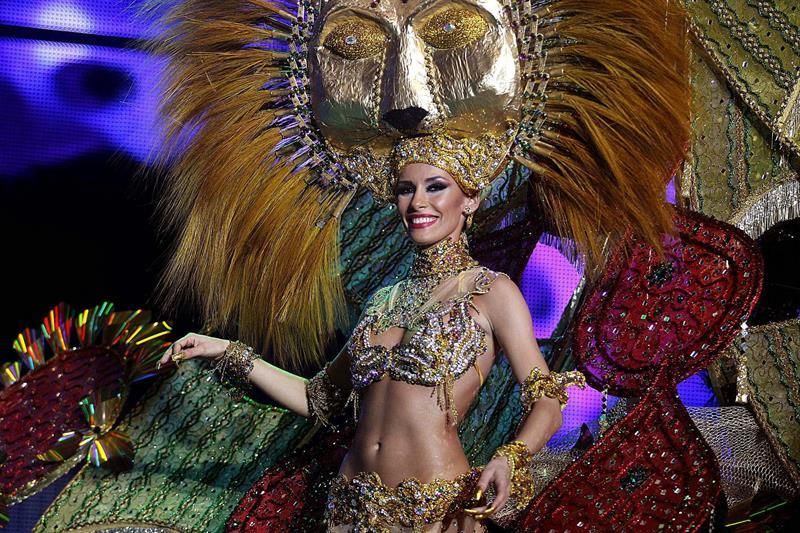 Gala de la Reina en Santa Cruz