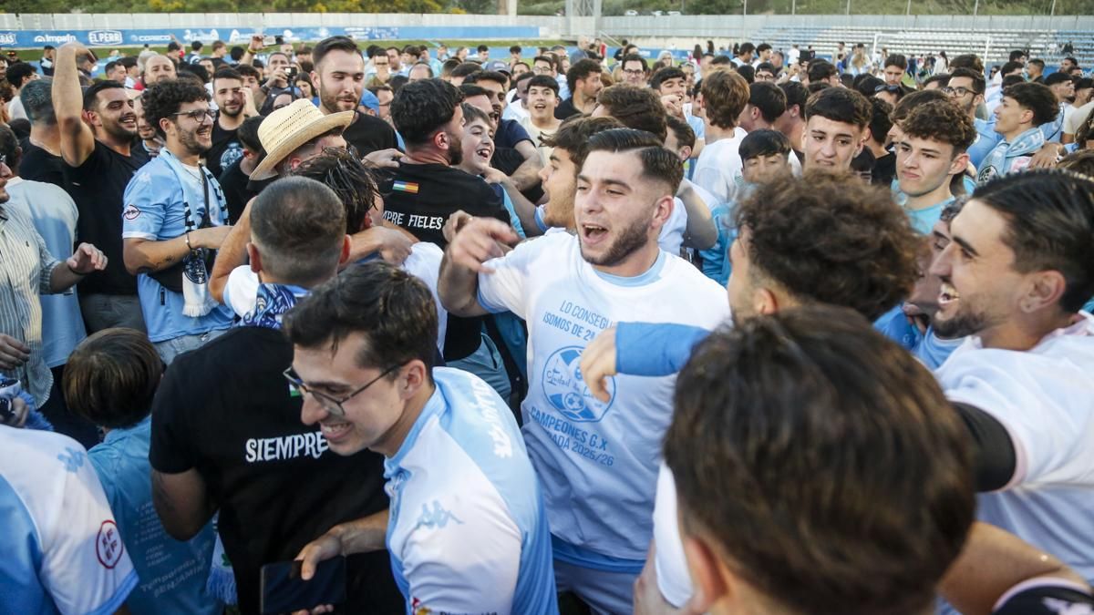 Celebración del ascenso del Ciudad de Lucena