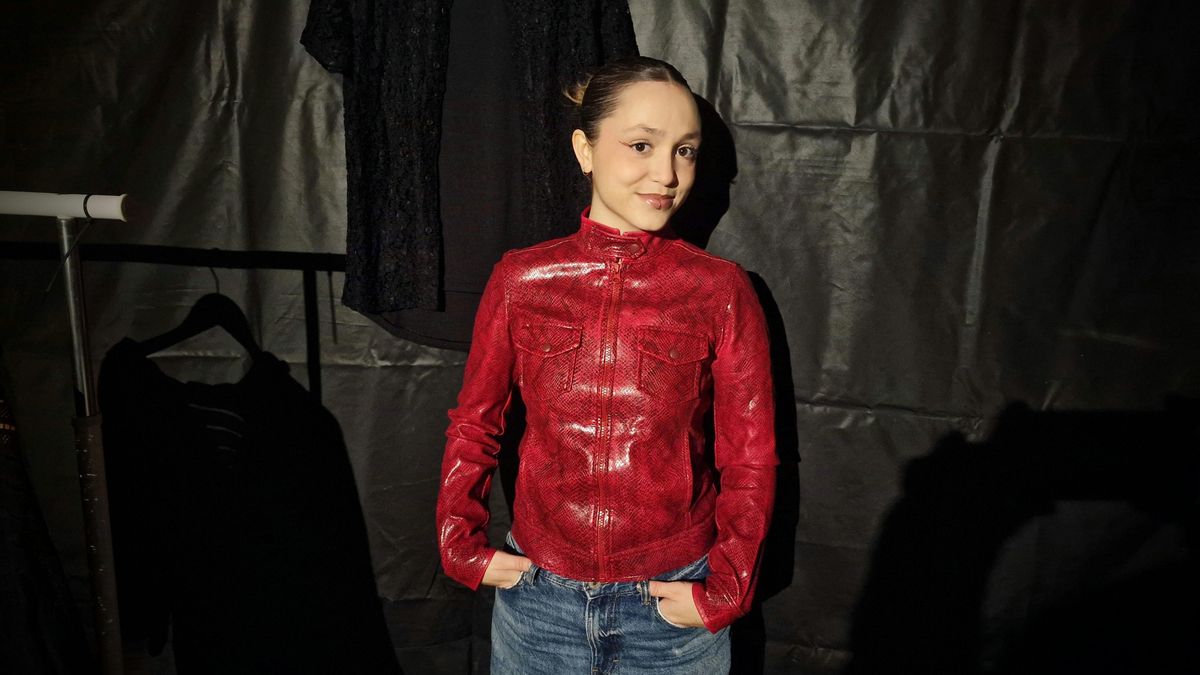 “Porte des dels 15 anys dient que vull ser cantant, crec que ho tenia clar des de xicoteta”, explica Abril en el camerino, després de l’actuació.