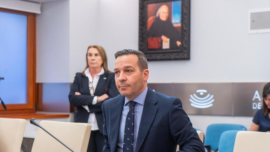 El vicepresidente extremeño de Vox plantará al Ministerio e impugnará los traslados de menores de Ceuta